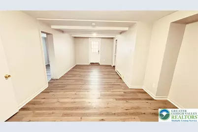 5562 Main Street #3, Lehigh Township, PA 18052 - Photo 11
