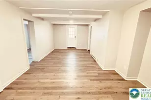 5562 Main St, Lehigh Township, PA 18052 - Photo 11