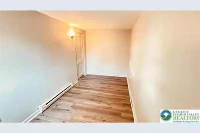 5562 Main Street #3, Lehigh Township, PA 18052 - Photo 21
