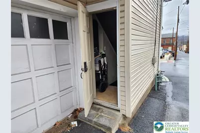213 E Franklin Street, Slatington Boro, PA 18080 - Photo 23