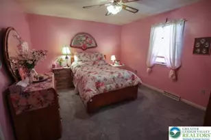 228 Utica Ave, Wind Gap Boro, PA 18091 - Photo 9