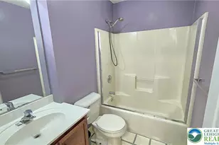 18 Jazz Cir, Whitehall Township, PA 18052 - Photo 17