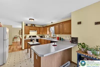 1089 Walnut Drive, Lehigh Township, PA 18038 - Photo 9