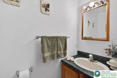 1089 Walnut Drive, Lehigh Township, PA 18038 - Photo 7