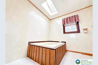 1109 Grand Mesa Drive, Chestnuthill Twp, PA 18353 - Photo 17