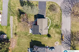 3945 Hemlock Pl, Hanover Twp, PA 18017 - Photo 9