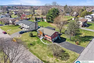 3945 Hemlock Pl, Hanover Twp, PA 18017 - Photo 5