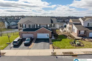 654 Buckingham Dr, Allen Township, PA 18067 - Photo 37