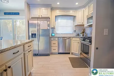 825 Sheridan Drive, Easton, PA 18045 - Photo 11