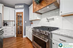 106 Lumbermill Ln, Stroudsburg, PA 18360 - Photo 11