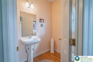 5633 Kart Dr, Allentown City, PA 18106 - Photo 5