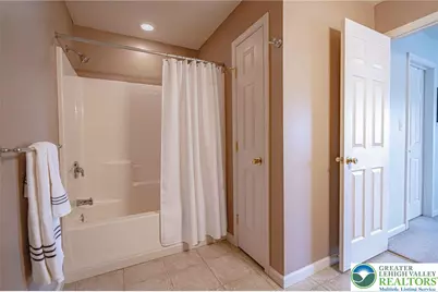 5633 Kart Drive, Allentown City, PA 18106 - Photo 23