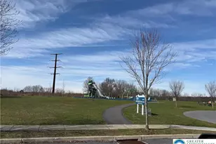 5527 W Spring Ridge Dr, Lower Macungie Township, PA 18062 - Photo 15