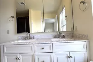 5527 W Spring Ridge Dr, Lower Macungie Township, PA 18062 - Photo 13