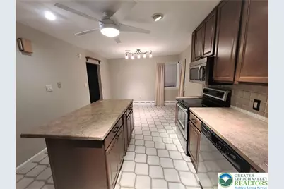 1611 Chippendale Circle, Hanover Twp, PA 18017 - Photo 11