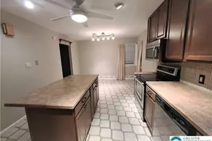 1611 Chippendale Cir, Hanover Twp, PA 18017 - Photo 11