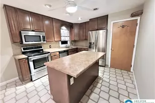 1611 Chippendale Cir, Hanover Twp, PA 18017 - Photo 9