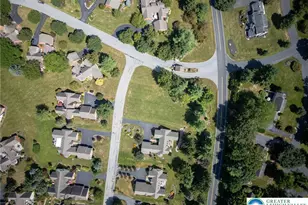 2520 Gracie Lone, Lower Macungie Township, PA 18062 - Photo 5