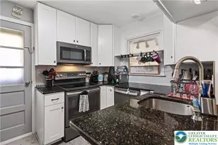 724 Krocks Ct, Lower Macungie Township, PA 18106 - Photo 11