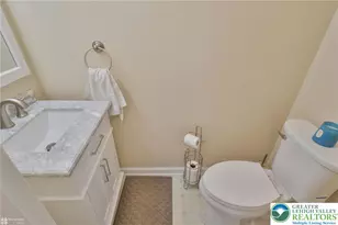 4072 Tournament Ct, Upper Saucon Township, PA 18034 - Photo 7