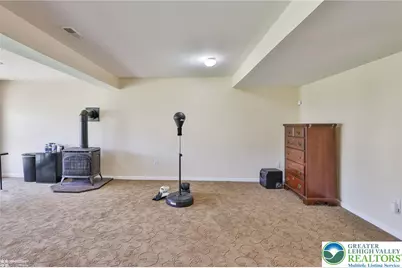 4072 Tournament Court, Upper Saucon Township, PA 18034 - Photo 9