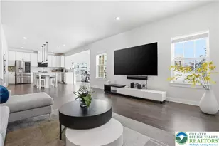 2120 Emanuel Ct, Bethlehem Township, PA 18045 - Photo 9