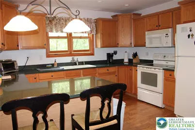 180 Mountainview Drive, Penn Forrest, PA 18229 - Photo 3