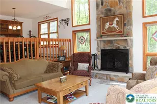 180 Mountainview Dr, Penn Forrest, PA 18229 - Photo 7