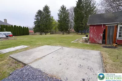 3863 Mauch Chunk Road, Allentown City, PA 18104 - Photo 31