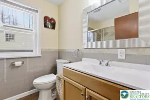 208 Shine Hill Rd, Henryville, PA 18332 - Photo 37