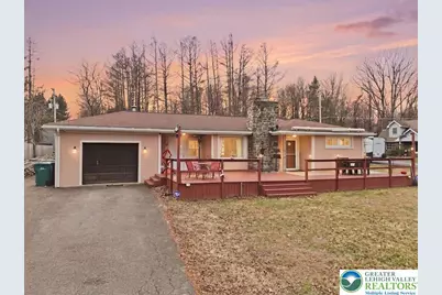 208 Shine Hill Road, Henryville, PA 18332 - Photo 3