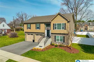 1031 Decatur St, Bethlehem City, PA 18017 - Photo 3