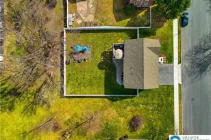 1031 Decatur St, Bethlehem City, PA 18017 - Photo 5