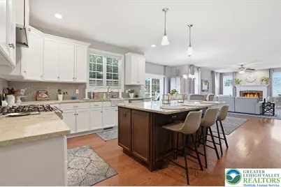 206 Broadview Court, Bushkill Twp, PA 18064 - Photo 15