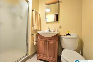 3933 Norfolk Dr, Bethlehem Township, PA 18020 - Photo 13