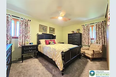 3933 Norfolk Drive, Bethlehem Township, PA 18020 - Photo 9