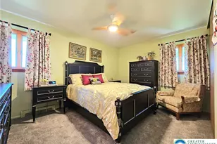 3933 Norfolk Dr, Bethlehem Township, PA 18020 - Photo 9