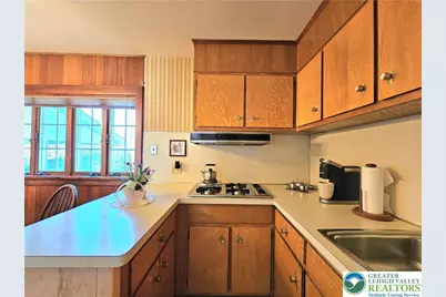 3933 Norfolk Drive, Bethlehem Township, PA 18020 - Photo 5