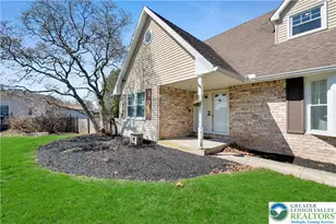 3909 Kipton Ct, Bethlehem Township, PA 18020 - Photo 3