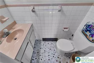 3909 Kipton Ct, Bethlehem Township, PA 18020 - Photo 19