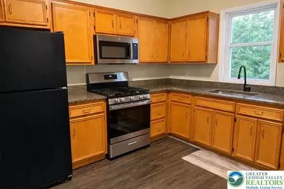 548 W Franklin Street, Slatington Boro, PA 18080 - Photo 7