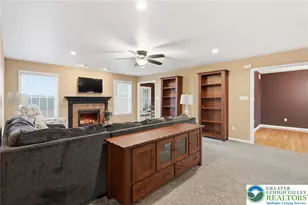 5529 Summit St, Whitehall Township, PA 18052 - Photo 7