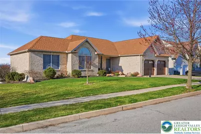 5529 Summit Street, Whitehall Township, PA 18052 - Photo 3