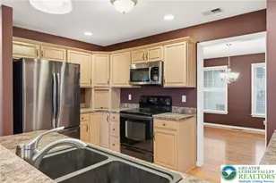 5529 Summit St, Whitehall Township, PA 18052 - Photo 13