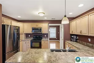 5529 Summit St, Whitehall Township, PA 18052 - Photo 19