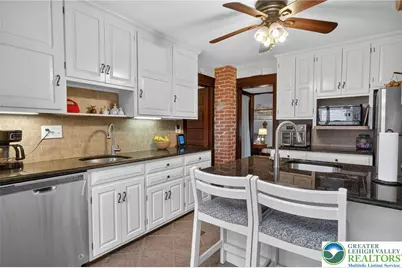 108 Macungie Avenue, Emmaus Boro, PA 18049 - Photo 13