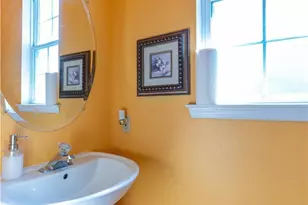 2277 Leigh Dr, Forks Twp, PA 18040 - Photo 29