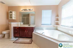 2277 Leigh Dr, Forks Twp, PA 18040 - Photo 45