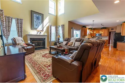 2277 Leigh Drive, Forks Twp, PA 18040 - Photo 3