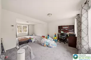 225 Swan Ct, Middle Smithfield, PA 18302 - Photo 13